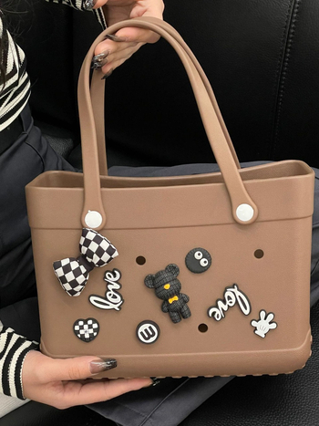 Crossbody torba EVA, vodoravni kvadratni oblik, gradski minimalistički stil, unutarnji džepovi za telefon, iskaznicu i prijenosno računalo