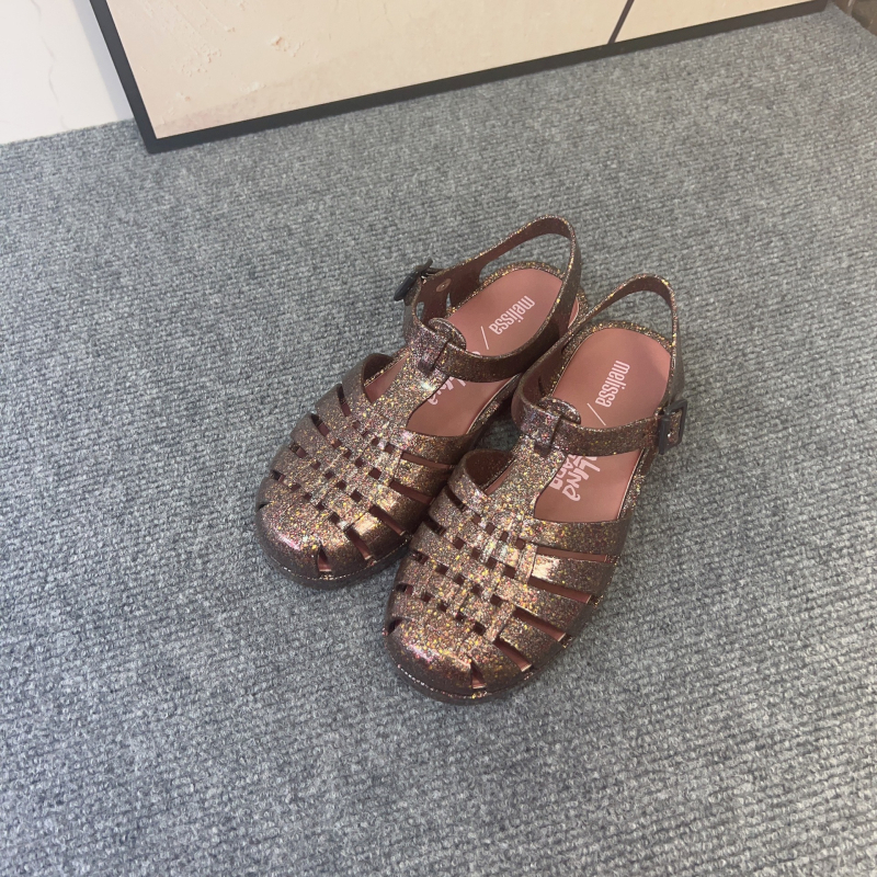 Γυναικείες ρωμαϊκές σανδάλια, PVC κατασκευή, σόλα με έγχυση, στρογγισμένος δάχτυλος, χαμηλό προφίλ, επίπεδη φτέρνα