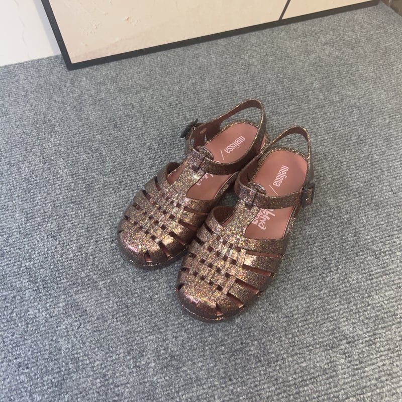 Γυναικείες ρωμαϊκές σανδάλια, PVC κατασκευή, σόλα με έγχυση, στρογγισμένος δάχτυλος, χαμηλό προφίλ, επίπεδη φτέρνα