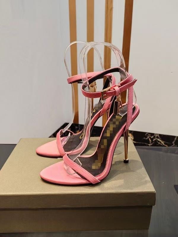 Υψηλά γόβες με μυτερή μύτη, επάνω μέρος από μοσχαρίσιο δέρμα, λεπτό τακούνι πάνω από 8 εκ, σόλα από γνήσιο δέρμα