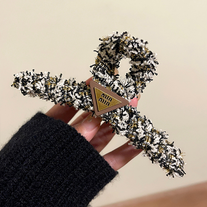 Леопардов принт клип за коса с панделка и форма на акула, ръчна изработка, кадифена и сатенена материя