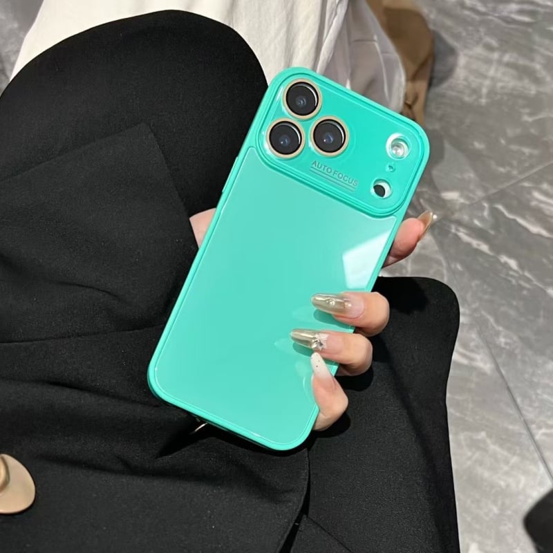 Carcasă protectoare din sticlă pentru iPhone 16 Pro / Pro Max – antișoc, antiuzură, execuție impresionantă