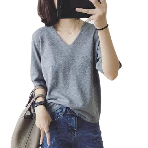 Pulover od viskoze, širokog kroja, okrugli izrez, 3/4 rukave