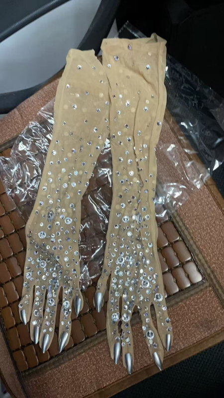 Dlhé šaty s strapcami na krk, halterneck pre scénické vystúpenie, dámske šaty z kože kozy a zmesi spandex (90–95% kože kozy)