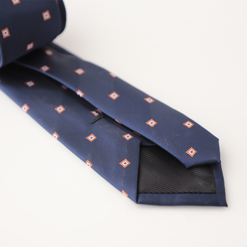 Γραβάτα από πολυεστέρα με ζακάρτ ρίγες; ύφανση ζακάρντ; επένδυση πολυεστέρα; στυλ επιχειρηματικό