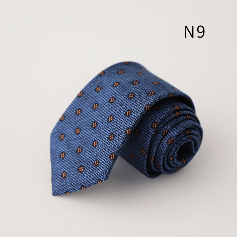 Γραβάτα από πολυεστέρα με ζακάρτ ρίγες; ύφανση ζακάρντ; επένδυση πολυεστέρα; στυλ επιχειρηματικό