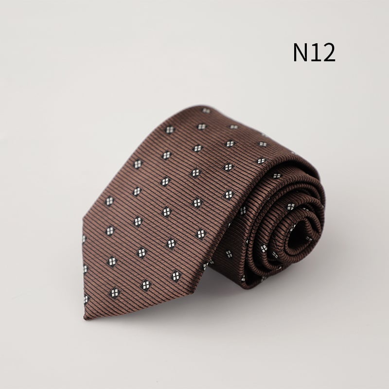 Γραβάτα από πολυεστέρα με ζακάρτ ρίγες; ύφανση ζακάρντ; επένδυση πολυεστέρα; στυλ επιχειρηματικό