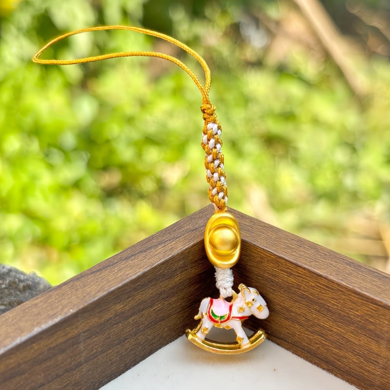 Αλυσίδα τηλεφώνου από μέταλλο με ηλεκτροπλατινισμένο φινίρισμα, μοτίβο αλογάκι κουνιστό, κινέζικο στυλ, άνοιξη 2025 κυκλοφορία