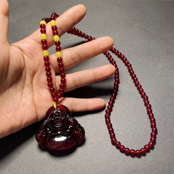 Colier cu design geometric, Material plastic/rezină, Lanț cu bile, Greutate 40 g