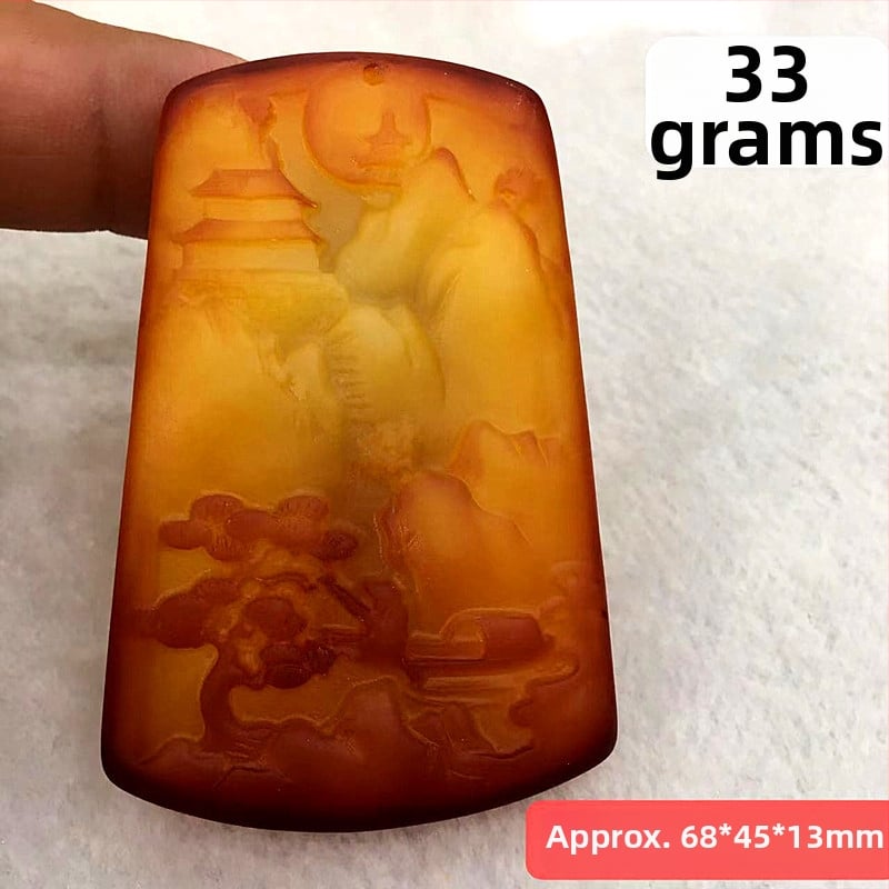 Μενταγιόν από κεχριμπάρι, γλυπτό, συνθετικό κεχριμπάρι, μοντέρνος μινιμαλισμός, διαύγεια VVS