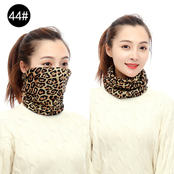 Μάσκα-φούλαρι με λαστιχάκια στα αυτιά, πλέξη warp-knit, πολυεστερικό νήμα, διατηρεί τη ζεστασιά