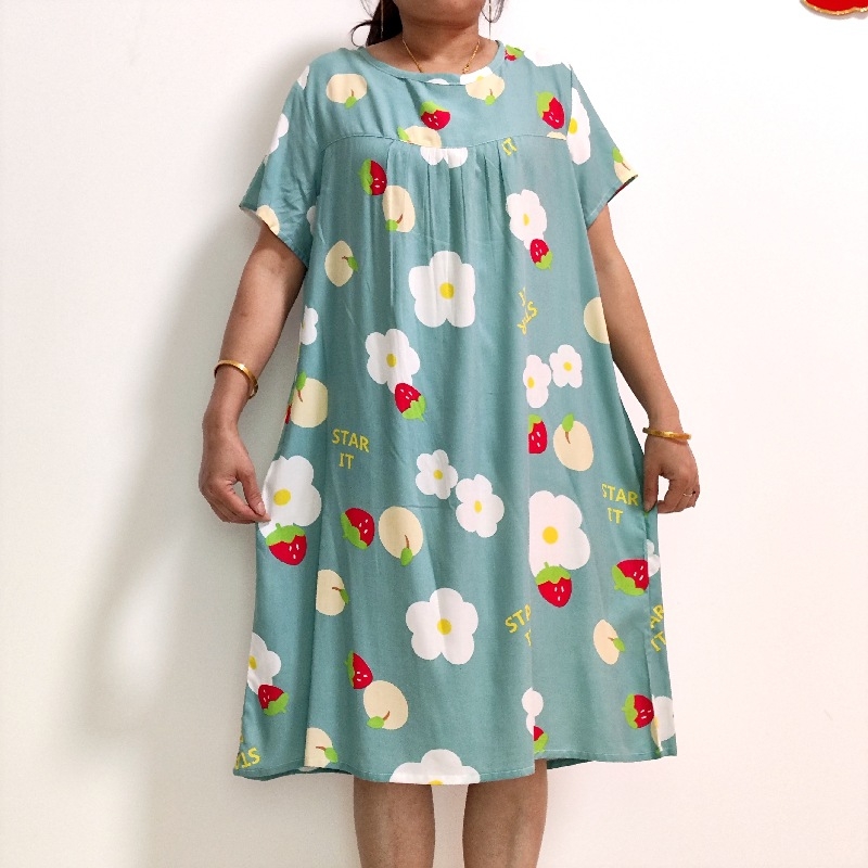 Flóra šaty z bavlno-saténovej látky, midi dĺžka, krátke rukávy, kruhový výstrih, ľahké a voľné