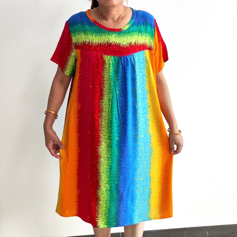 Flóra šaty z bavlno-saténovej látky, midi dĺžka, krátke rukávy, kruhový výstrih, ľahké a voľné