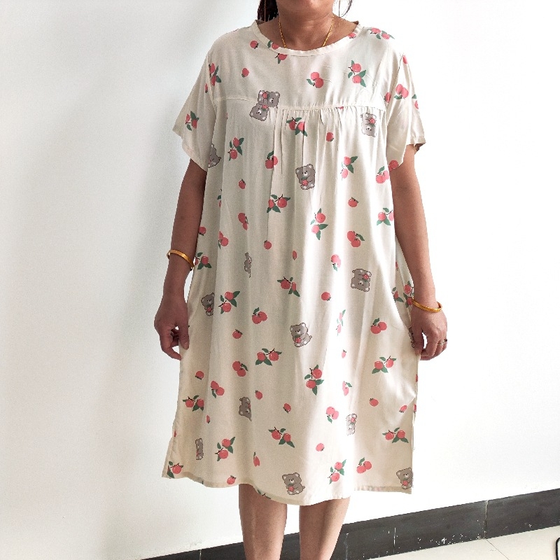 Flóra šaty z bavlno-saténovej látky, midi dĺžka, krátke rukávy, kruhový výstrih, ľahké a voľné