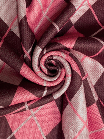 Kötött, nélküli ujjú mellény kockás mintával – poliészter, kerek nyak, szabályos hossz, retro stílus