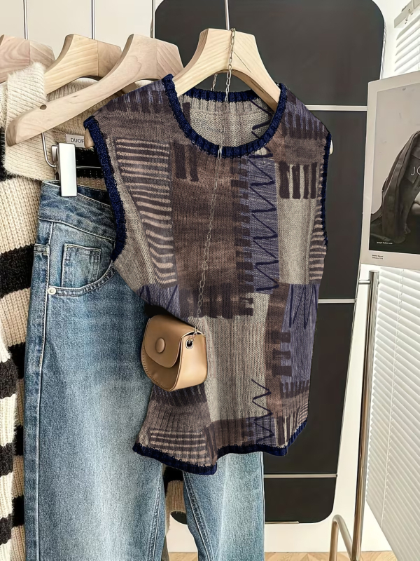 Kötött, nélküli ujjú mellény kockás mintával – poliészter, kerek nyak, szabályos hossz, retro stílus