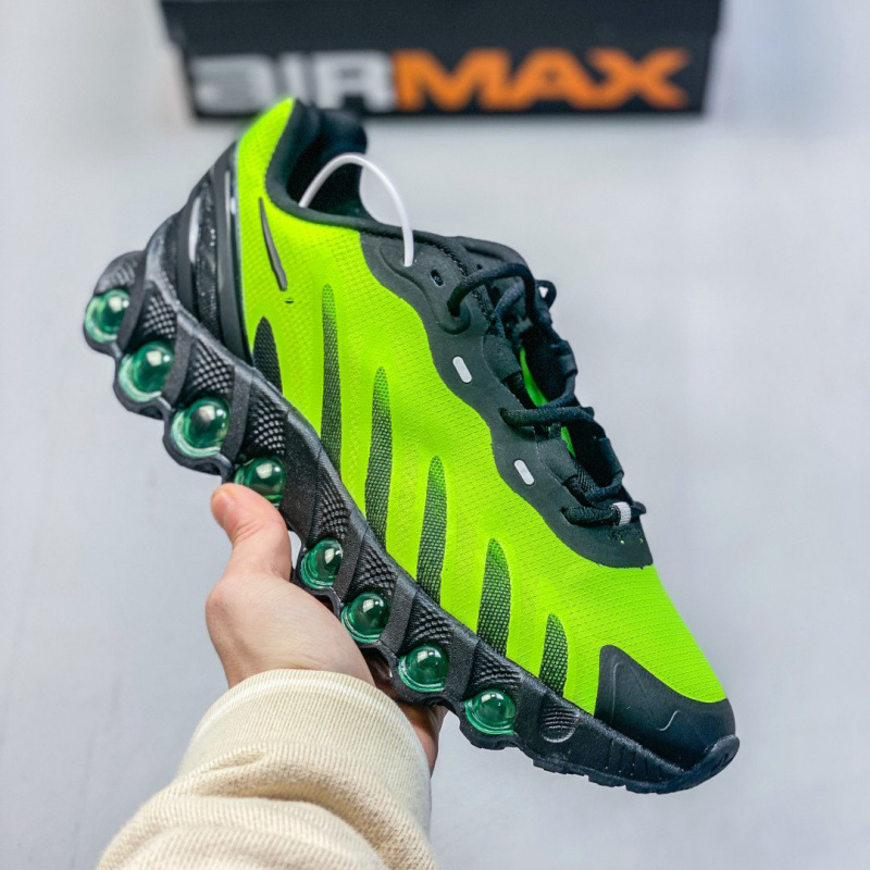 Max DN8 lélegző futócipő Aer párnás technológiával, hálós felsőrész, gumitalp, fűzős zárás, alacsony profil