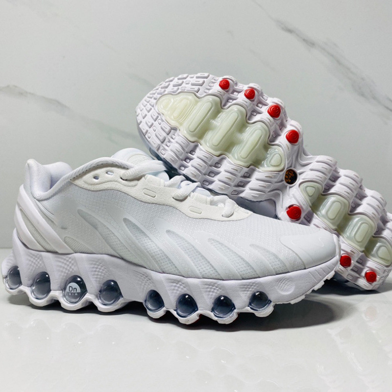 Max DN8 lélegző futócipő Aer párnás technológiával, hálós felsőrész, gumitalp, fűzős zárás, alacsony profil