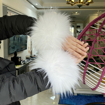 Gyerekeknek készült gyapjú parkas kabát műszőrme gallérral (tavasz 2023)