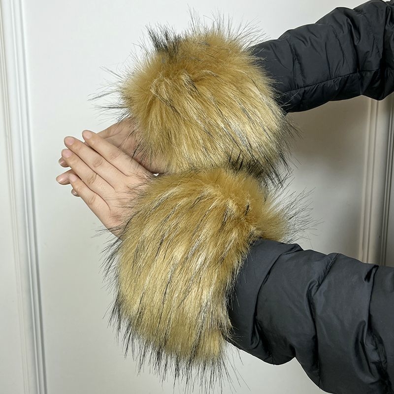 Gyerekeknek készült gyapjú parkas kabát műszőrme gallérral (tavasz 2023)