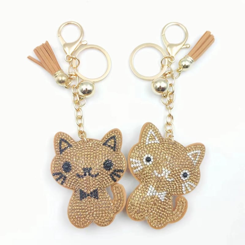 Kovový kľúčenok s karikatúrnym mačiatkom s diamantovou vsadkou, strapcový prívesok na tašku, korejský štýl, individuálne balené