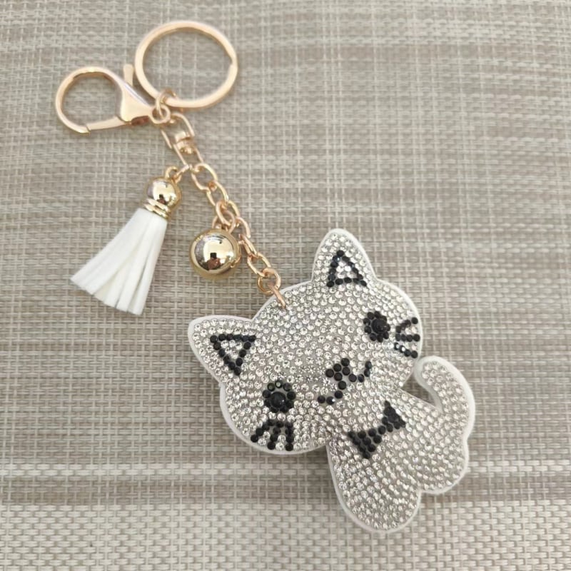 Kovový kľúčenok s karikatúrnym mačiatkom s diamantovou vsadkou, strapcový prívesok na tašku, korejský štýl, individuálne balené