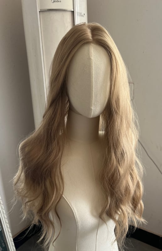 Perucă cu dantelă frontală în formă de U, volum în creștet, bucle mari și pufoase, complet lucrată manual, păr lung buclat cu breton oblic