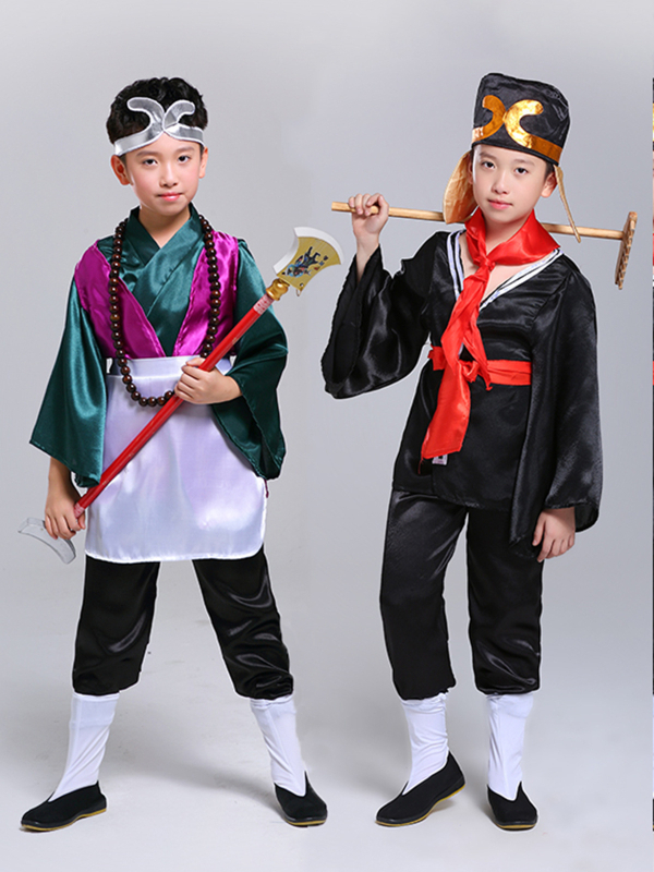 Sada kostýmov pre rolu: Tang Seng, Sun Wukong, Zhu Bajie, Sha Seng; polyester; vhodné pre rolové hranie v animáciách; pre deti do 17 rokov