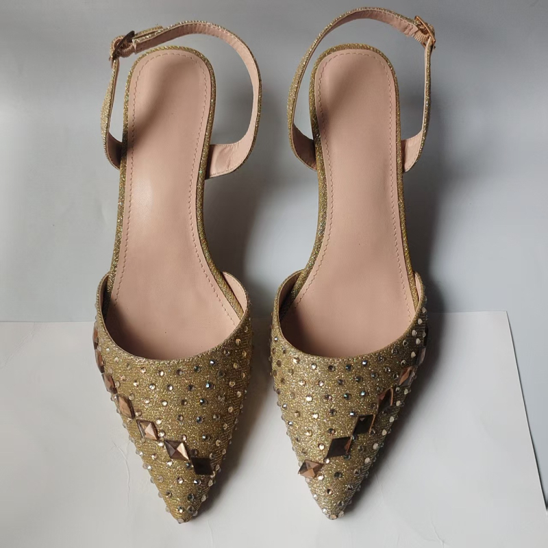 Pantofi dama cu cristale, cataramă, vârf ascuțit, toc tip pană 3–6 cm, partea superioară din piele naturală + plasă