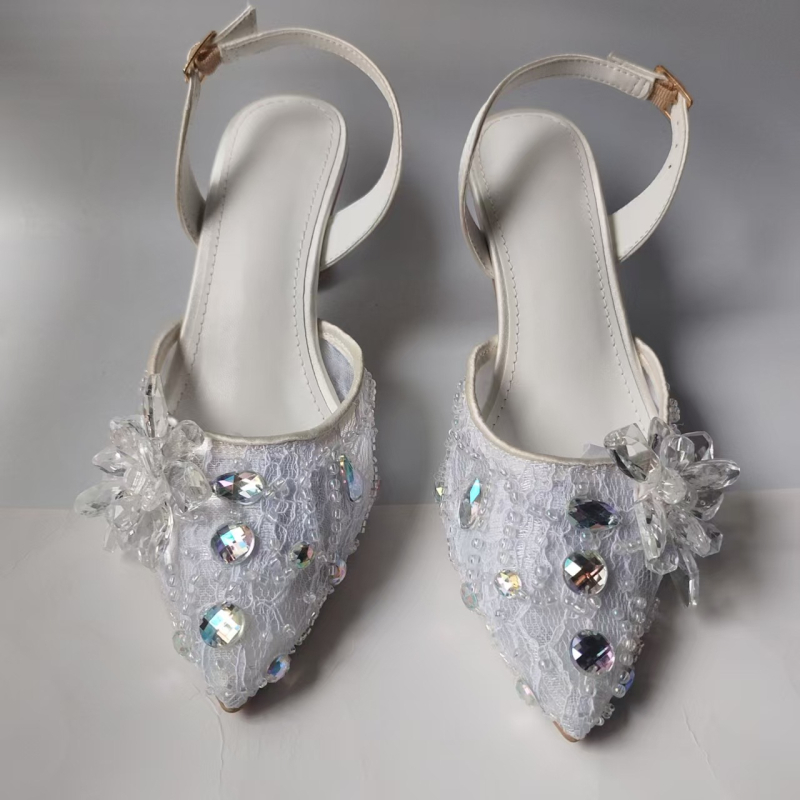 Pantofi dama cu cristale, cataramă, vârf ascuțit, toc tip pană 3–6 cm, partea superioară din piele naturală + plasă