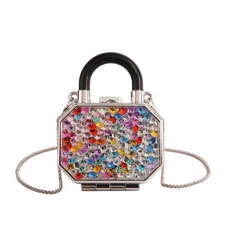 Ακρυλική χιαστί τσάντα, κυκλικό σχήμα, αστικός μινιμαλισμός, κλείσιμο με κλειδαριά, μονοϊμάντας