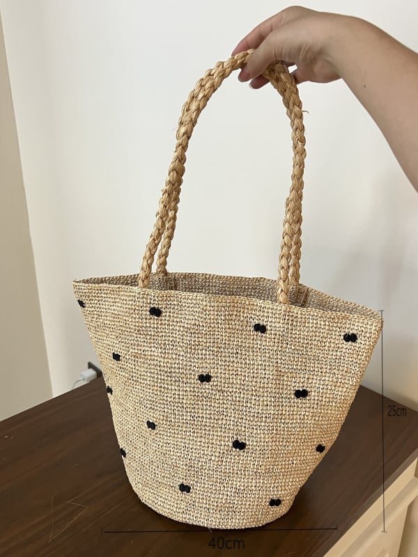 Taška zo rafie trávy, vzhľad koša, vnútorné vrecko, jar 2025 uvedenie, na každodenné použitie