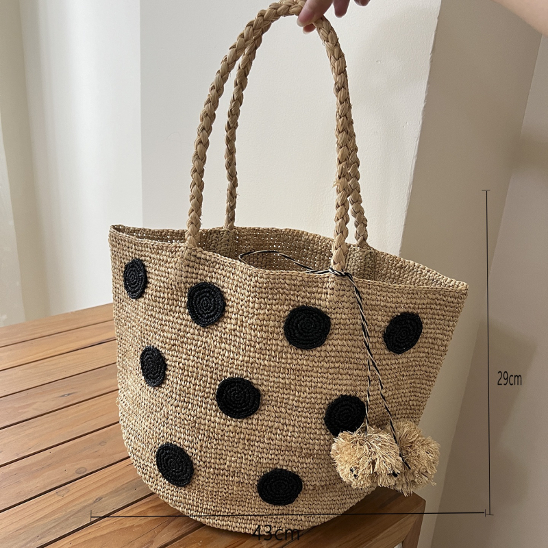 Taška zo rafie trávy, vzhľad koša, vnútorné vrecko, jar 2025 uvedenie, na každodenné použitie