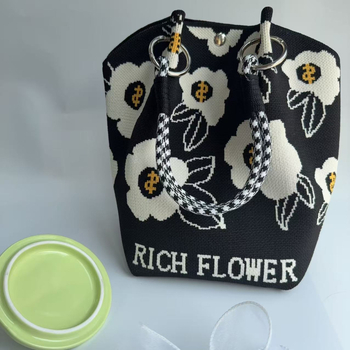 Γυναικεία πλεκτή τσάντα Tote με cartoon μοτίβο, πολυεστέρας, οβάλ σχήμα, κλείσιμο με λουκέτο, εσωτερική θήκη για φορητό υπολογιστή