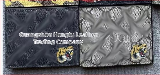 Kis méretű kártyatartó pénztárca, városi minimalist stílus, reliefes betűminta, PVC bélés, 1 hajtás