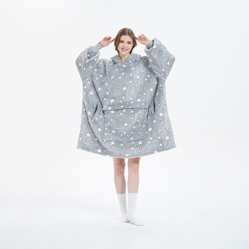 Plus-size pătură cu flanelă, cu glugă, cu buzunar mare — material poliester, greutate 300–500 g, pentru iarnă, calitate premium, stil modern minimalist