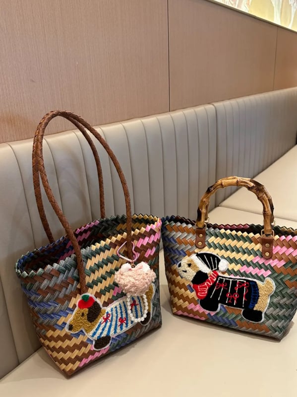 Πλεκτή PVC τσάντα χεριού, οβάλ παραλιακή τσάντα με ανοιχτή τσέπη, φρέσκο και γλυκό στυλ, PP επένδυση, καλοκαίρι 2024