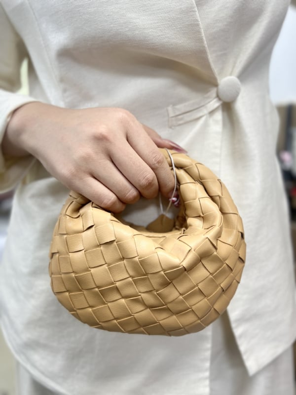 Geantă clutch mini din PU, în formă de dumpling, închidere cu fermoar, design tridimensional
