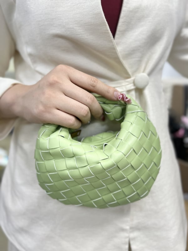 Geantă clutch mini din PU, în formă de dumpling, închidere cu fermoar, design tridimensional