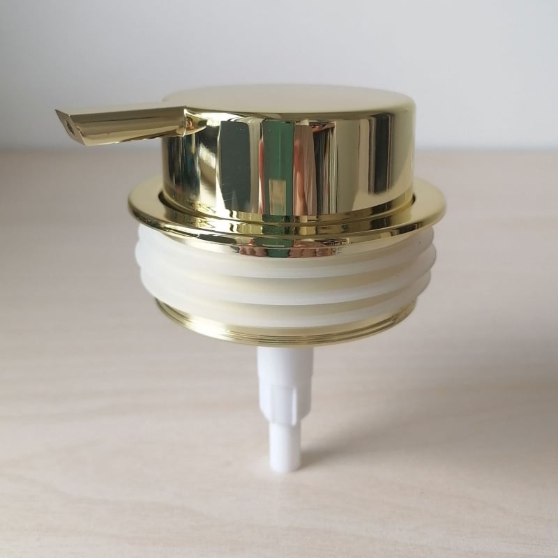 Бутилка за дезинфектант с ръчна помпа, пластмасова, дюза с силиконово уплътнение, модерен минималистичен стил, електроплакиране