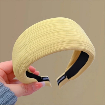 Bandă pentru cap pentru femei — design premium cu margine largă, lucrată manual, stil simplu, iarnă 2025