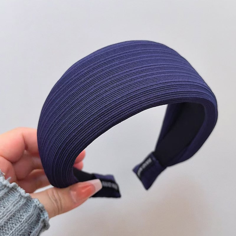 Bandă pentru cap pentru femei — design premium cu margine largă, lucrată manual, stil simplu, iarnă 2025