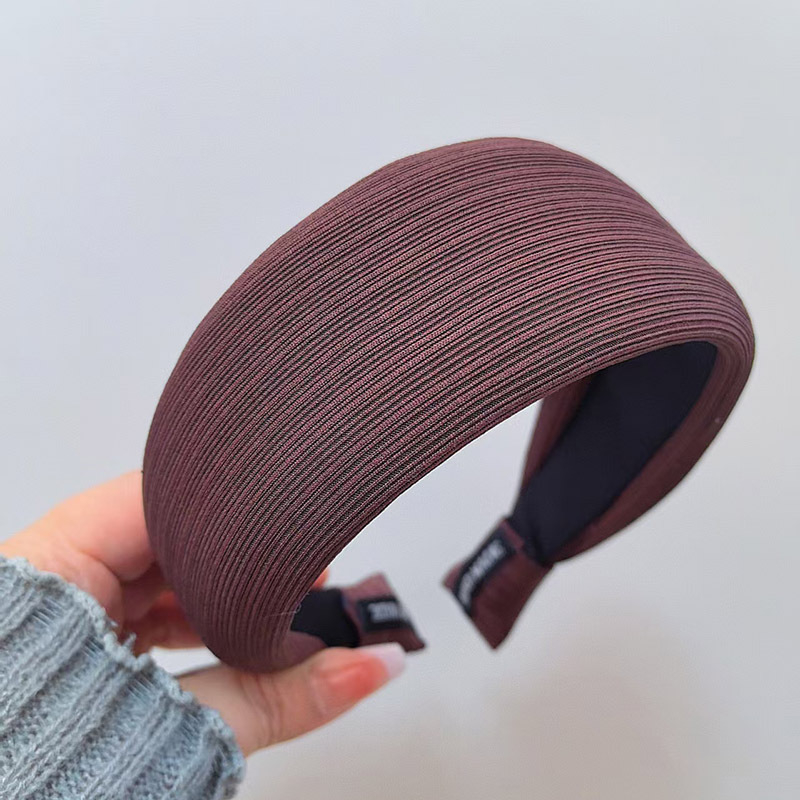 Bandă pentru cap pentru femei — design premium cu margine largă, lucrată manual, stil simplu, iarnă 2025