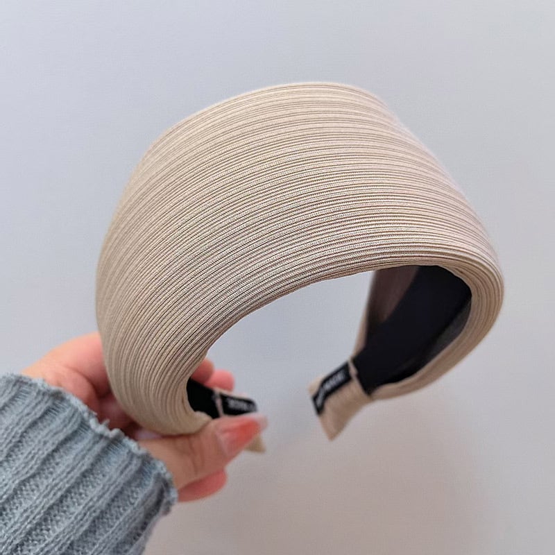 Bandă pentru cap pentru femei — design premium cu margine largă, lucrată manual, stil simplu, iarnă 2025