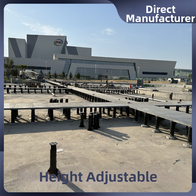 Сух фонтан с регулируема носеща рамка за дървена конструкция и комбиниран воден спрей