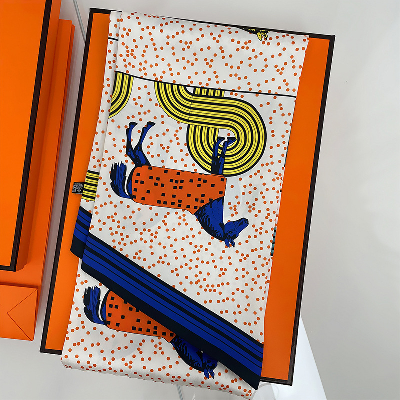 Halloween koponyás dekoratív sál twill selyemből, twill szövés, stílus: punk, niša — márka Jane Eyre Silk Edge