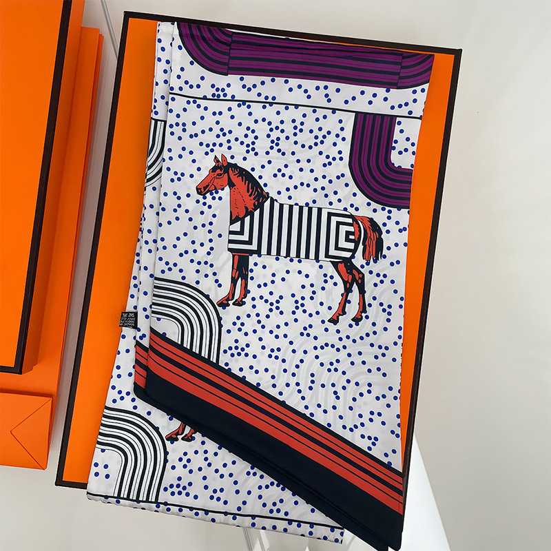 Halloween koponyás dekoratív sál twill selyemből, twill szövés, stílus: punk, niša — márka Jane Eyre Silk Edge