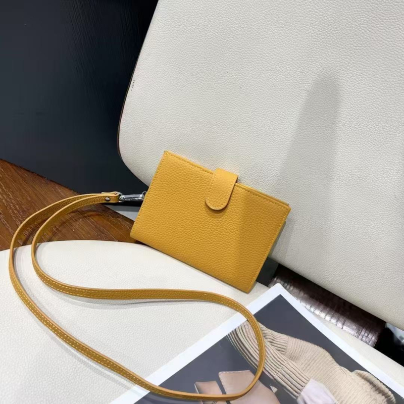 BBYANG Portofel pentru pașaport cu curea pentru gât – Piele naturală, 2 pliuri, Urban Minimalist, Căptușeală poliester-pamuc, Primăvara 2025