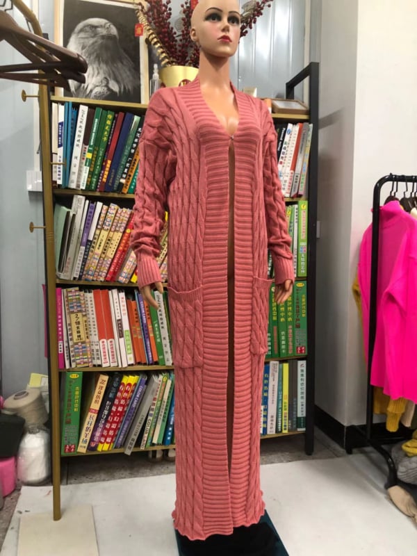 Кардиган с плиткова шарка, casual стил, slim fit, удължен модел, дълги ръкави, без яка, полиестерно-имитационен памук