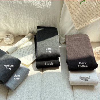 Θερμικά καλσόν με ριγέ μοτίβο, παχιά φλίς, ανάμειξη βισκόζης-πολυεστέρα, υψηλή ελαστικότητα, εφαρμοστό κόψιμο